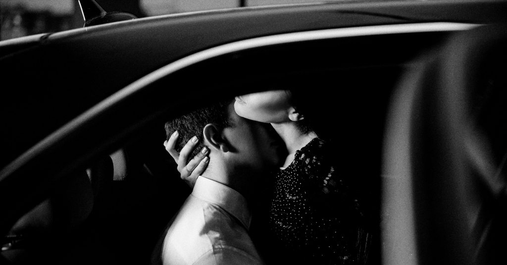 Bang That Perfect MILF: A Specialist Guide to Find and Woo Fully Grown Elegances